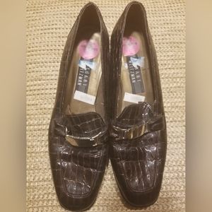 Stuart Weitzman Brown Croc-Embossed Loafers